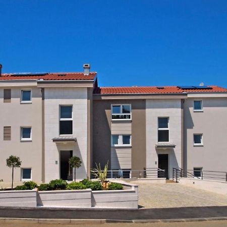 Daska Apartmani Njivice Eksteriør bilde