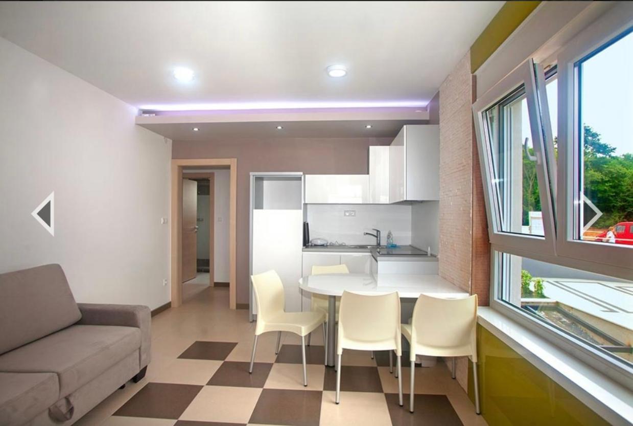 Daska Apartmani Njivice Eksteriør bilde