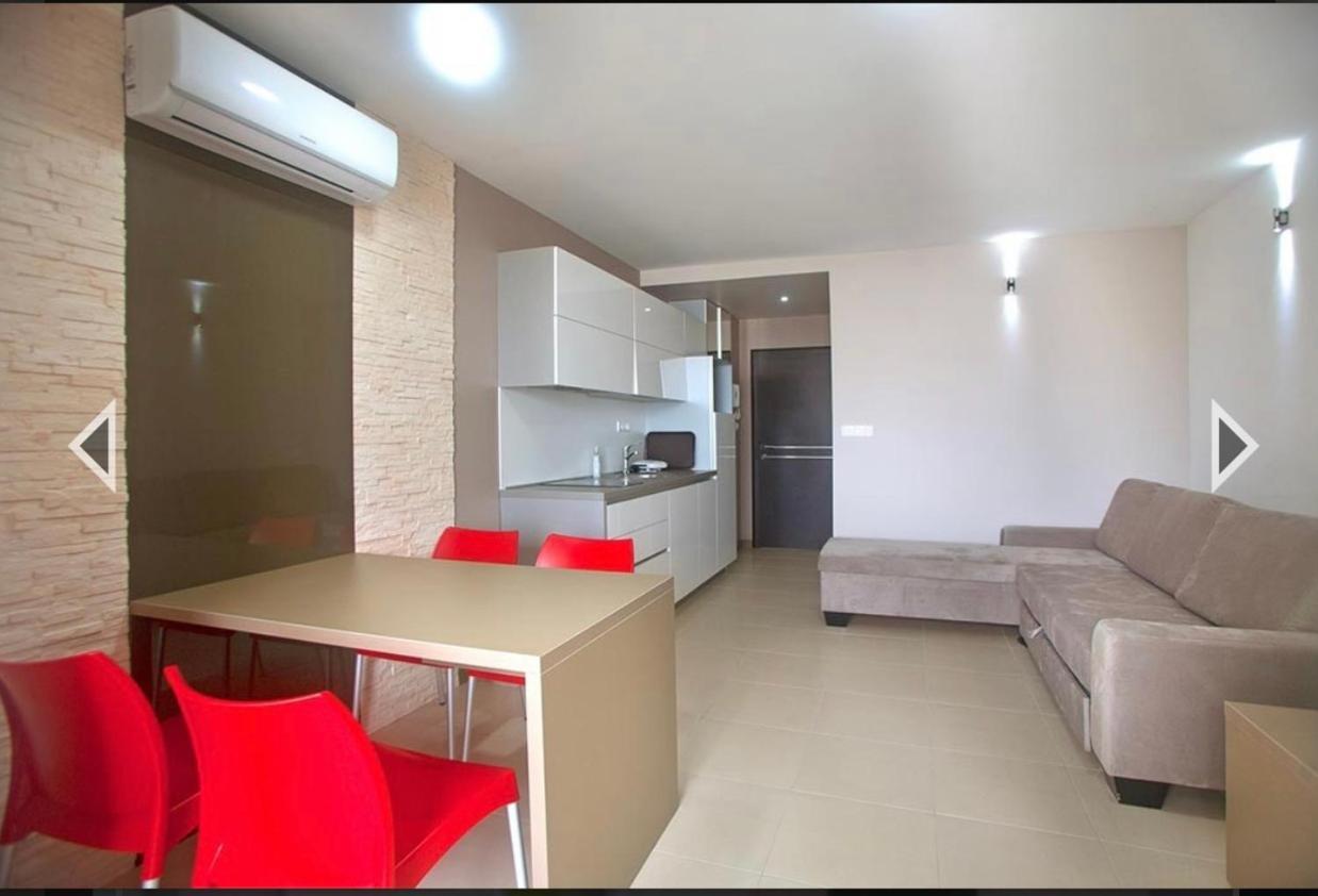 Daska Apartmani Njivice Eksteriør bilde